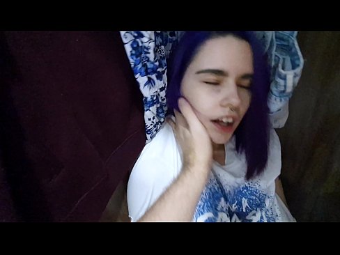 ❤️ Radau savo sesutę spintoje ir padėjau jai pasidaryti Seks video prie lt.passionateembracespotlight.ru ❤